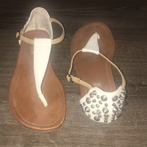 Simply Vera by Vera Wang sandals